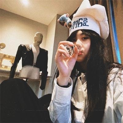 裴总每天都想父凭子贵